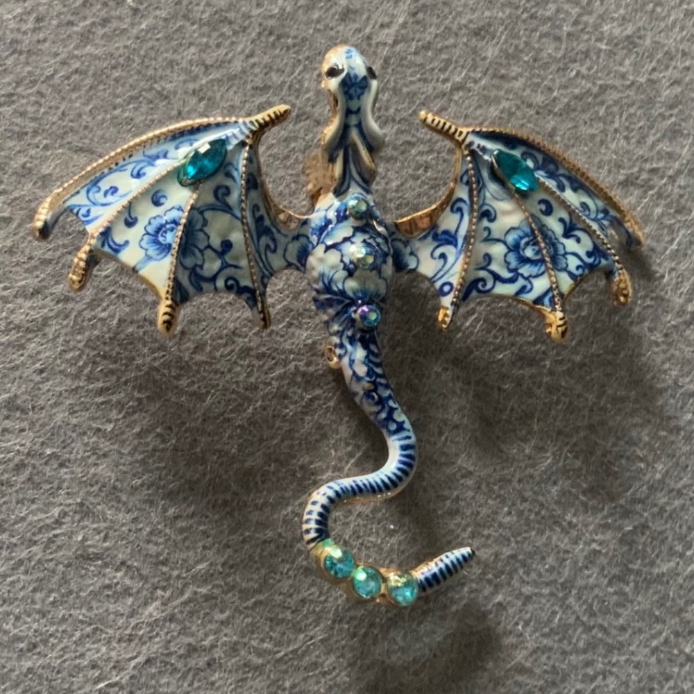 Blue White Porcelain Style Dragon Brooch Gold Tone Enamel Fantasy Pin Gift
